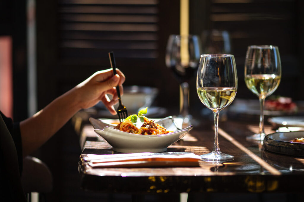 Parkway’s Culinary Gems: The Foodie’s Guide to Stratford’s Best Eats